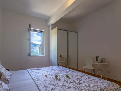Sale, apartment, 91m², Morinj, Kotor - image 9