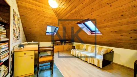 Prodaja, četvorosoban stan, 140m², Centar, Podgorica - image 7