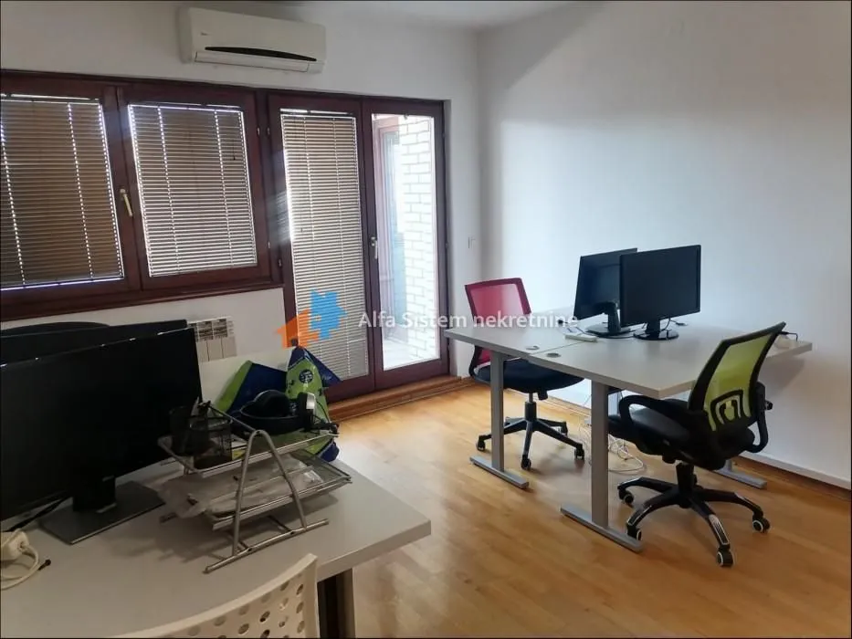 Rent, house, 270m², Mirijevo 1, Mirijevo Sve Podlokacije