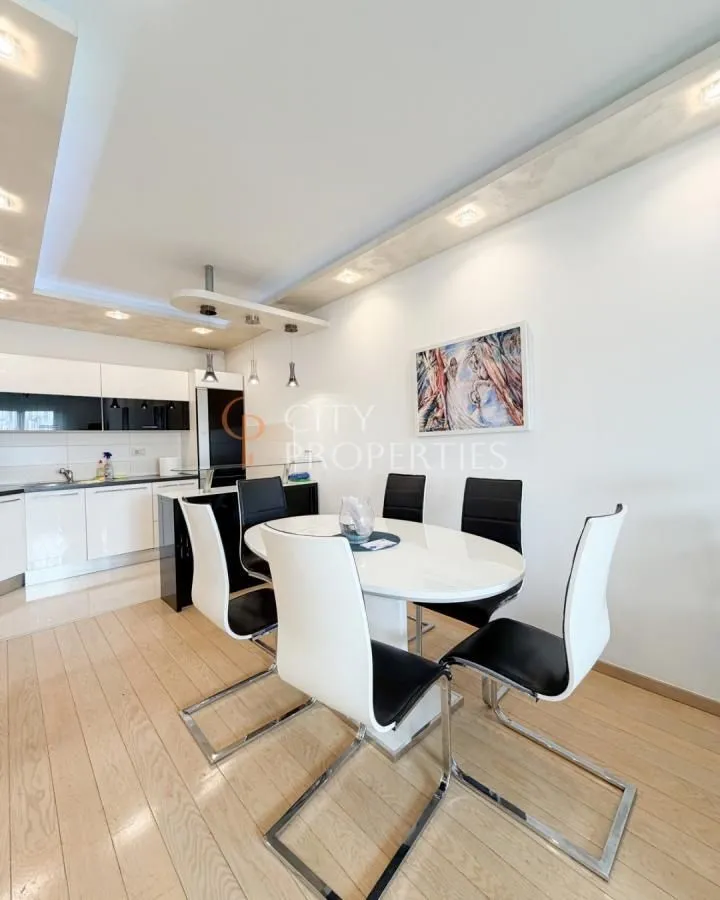 Izdavanje, stan, 76m², City Kvart, Podgorica