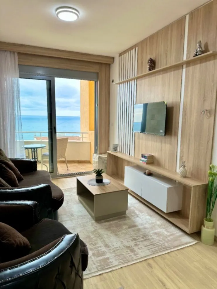 Izdavanje, jednosoban stan, 46m², Stari grad Ulcinj, Ulcinj