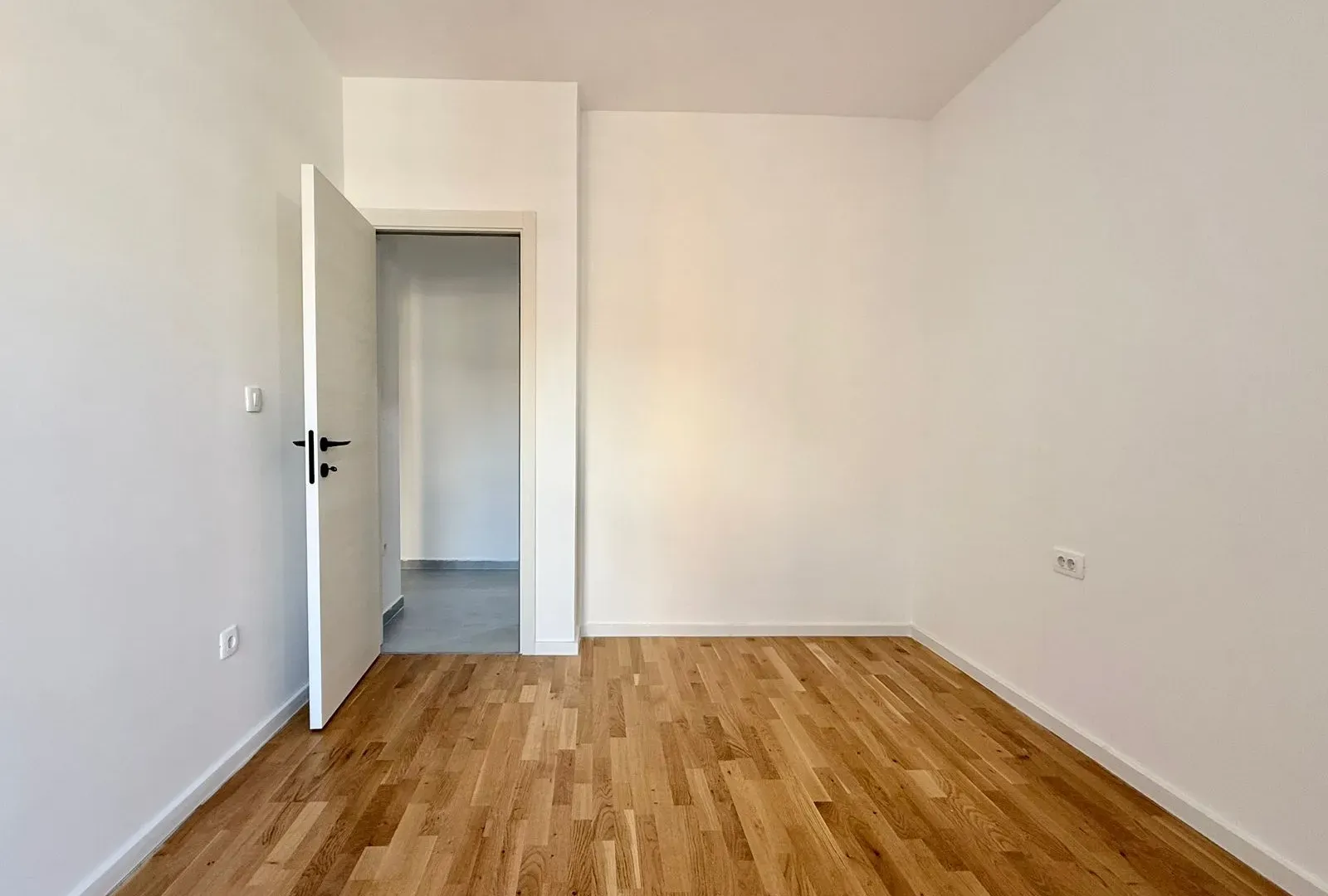 Sale, two bedroom apartment, 65m², Stari Aerodrom, Podgorica