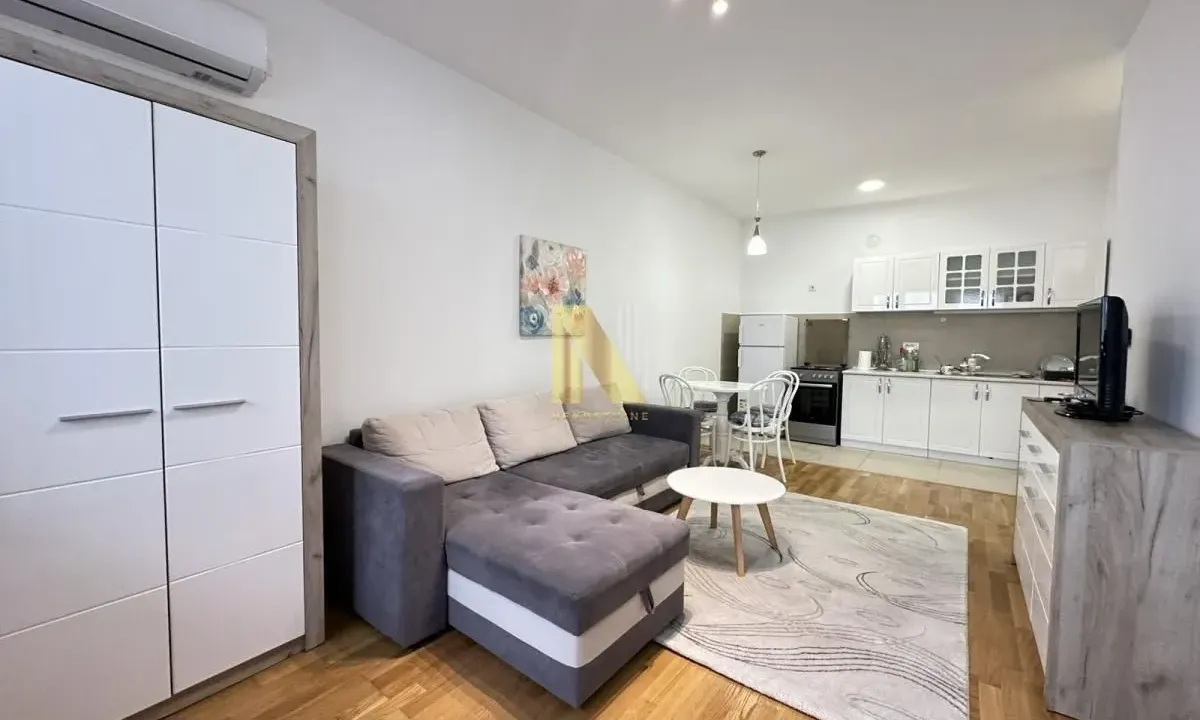 Izdavanje, jednosoban stan, 42m², Kej, Novi Sad Sve Podlokacije