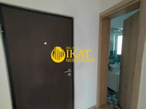 Prodaja, četvorosoban stan, 74m², Severni Bulevar, Zvezdara Sve Podlokacije - image 6