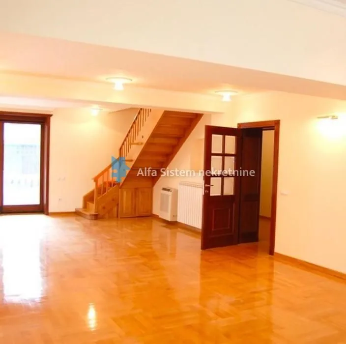 Rent, apartment, 250m², Savski Venac, Beograd