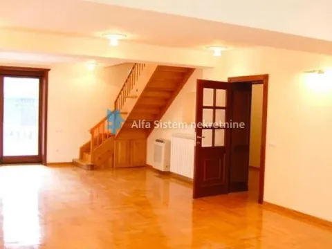 Rent, apartment, 250m², Savski Venac, Beograd - image 15