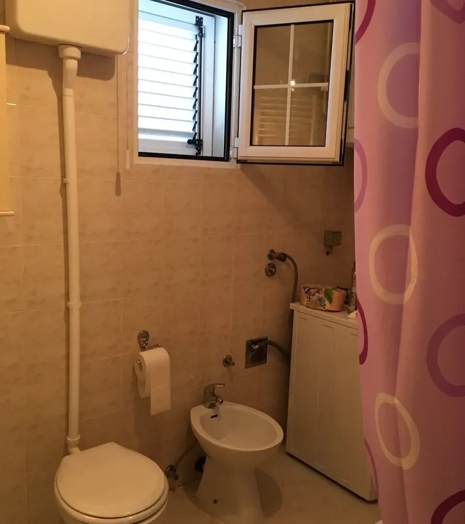 Rent, house, 140m², Dahna, Podgorica