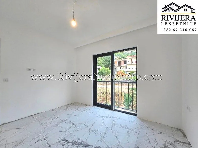 Prodaja, trosoban stan, 97m², Škaljari, Kotor