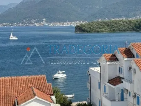 Sale, two bedroom apartment, 65m², Radovići, Tivat