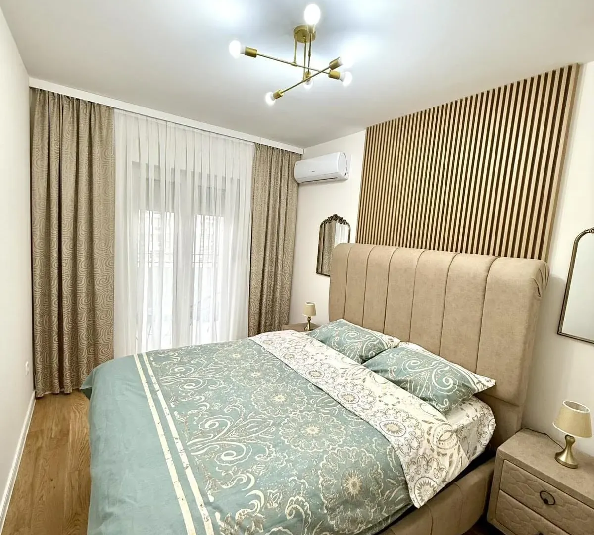 Izdavanje, dvosoban stan, 60m², Central Point, Podgorica