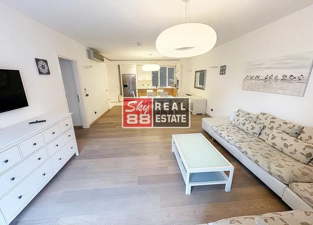 Rent, three bedroom apartment, 126m², Kalenić Pijaca, Vračar Sve Podlokacije