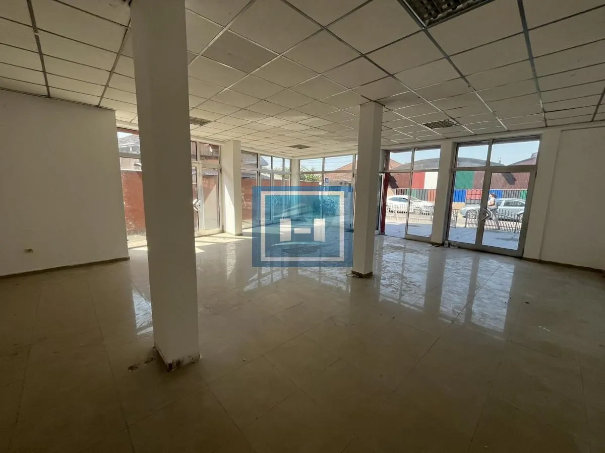 Sale, office space, 77m², Centar, Jagodina