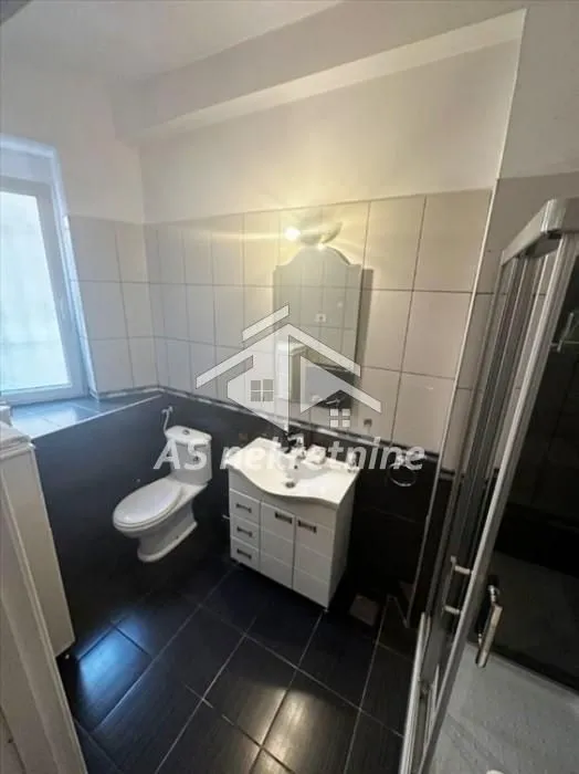 Izdavanje, stan, 40m², Kosančićev Venac, Beograd