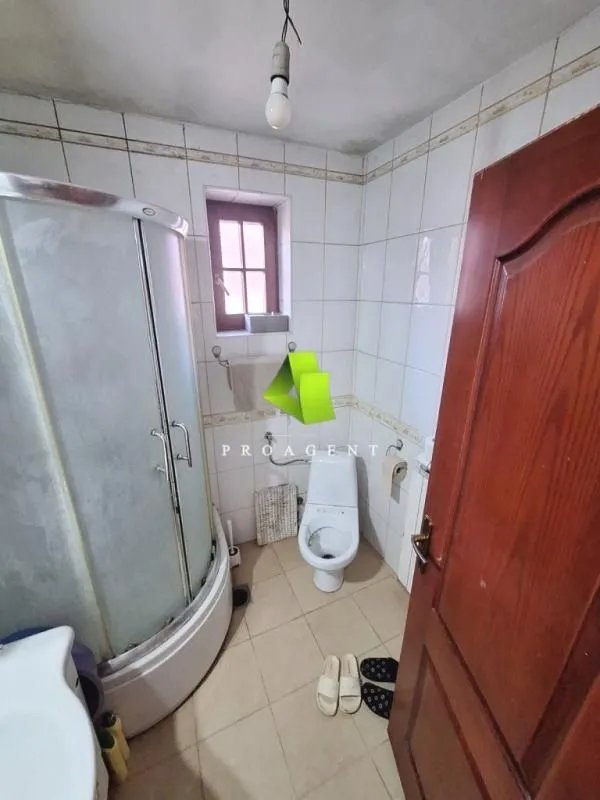 Rent, house, 220m², Palilula, Niš