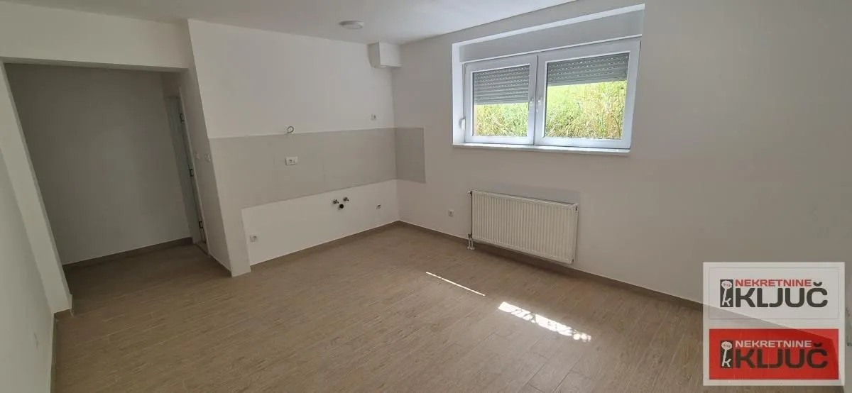 Prodaja, garsonjera, 25m², Lipov gaj, Novi Sad Sve Podlokacije