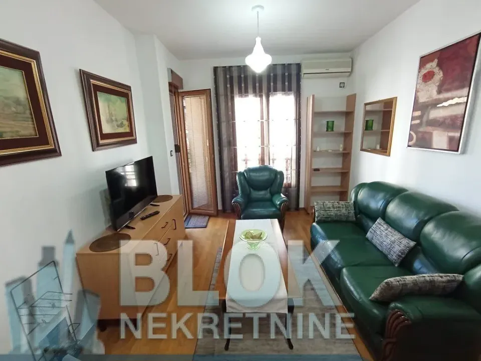 Izdavanje, jednosoban stan, 45m², Preko Morače, Podgorica