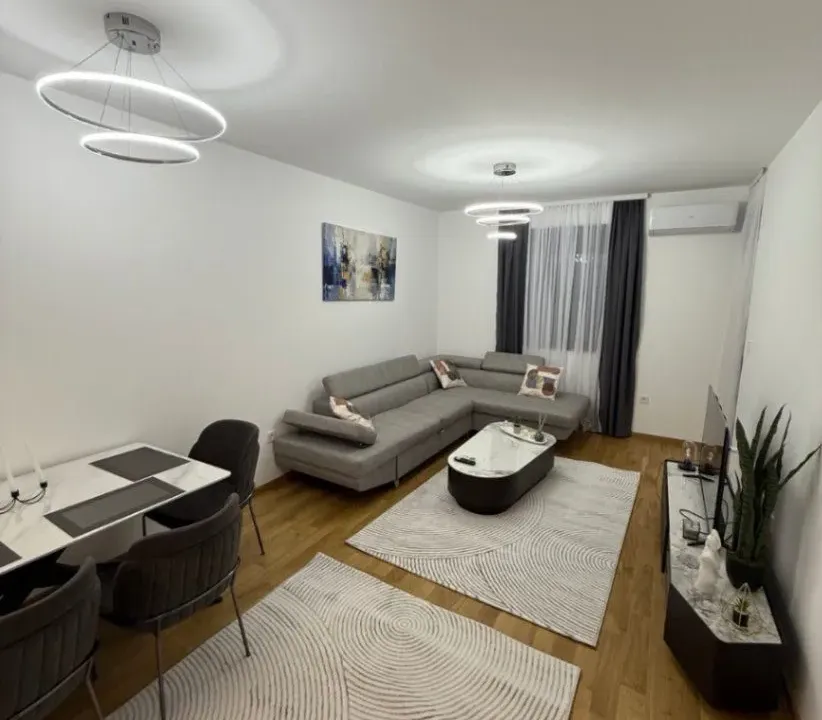 Rent, two bedroom apartment, 75m², Podgorica, Crna Gora