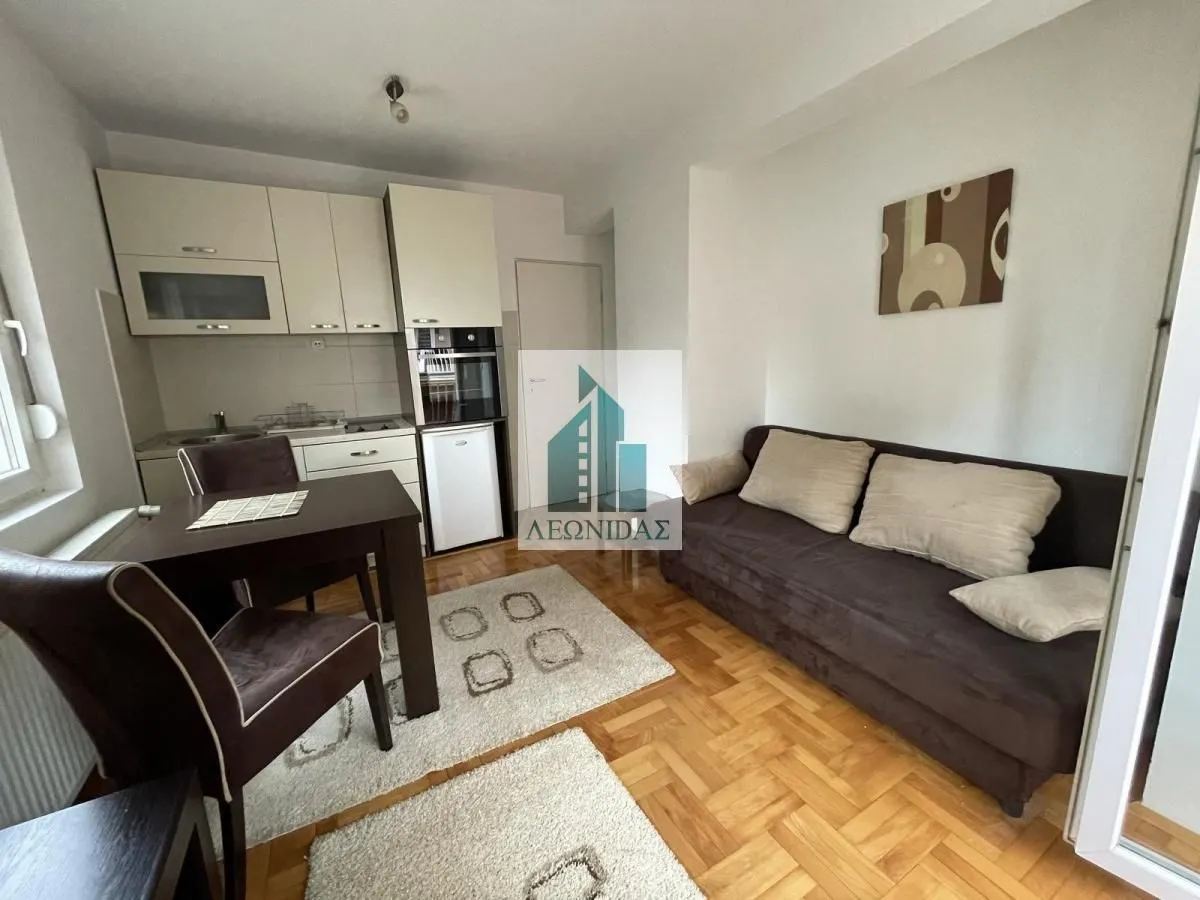 Izdavanje, jednosoban stan, 37m², Palilula, Niš