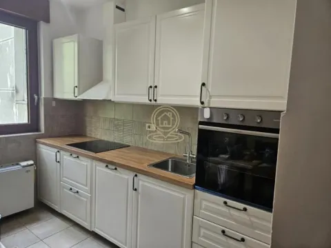 Rent, four bedroom apartment, 115m², Kalenić Pijaca, Vračar Sve Podlokacije - image 5