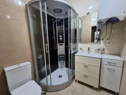 Sale, two bedroom apartment, 94m², Bečići, Budva - image 8