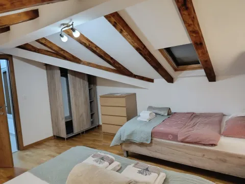 Rent, two bedroom apartment, 88m², Kalimanj, Tivat - image 14