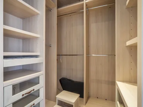 Sale, two bedroom apartment, 138m², Budva, Crna Gora - image 2