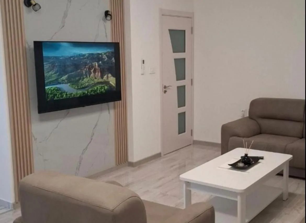 Rent, two bedroom apartment, 75m², Radanovići, Kotor