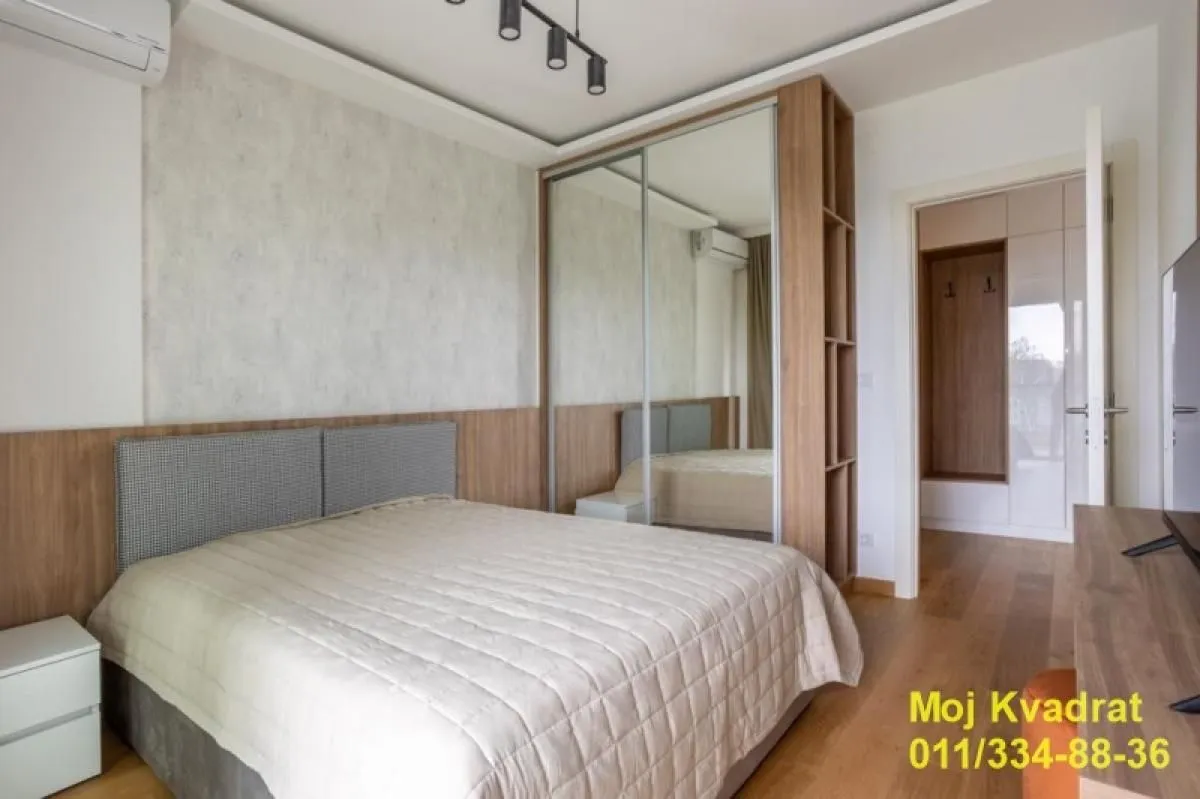 Izdavanje, dvosoban stan, 55m², Novi Beograd Blok 65, Novi Beograd Sve Podlokacije