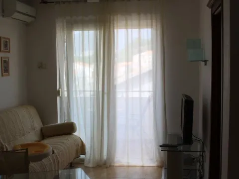 Prodaja, stan, 35m², Rafailovići, Budva - image 4