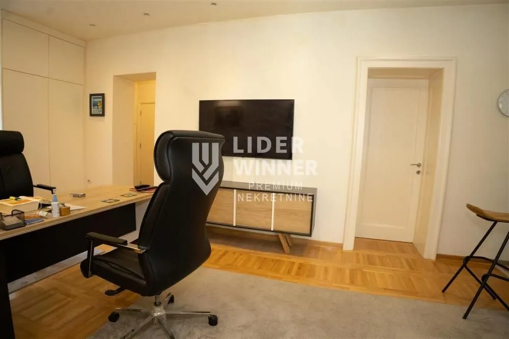 Prodaja, jednosoban stan, 48m², Bajlonijeva Pijaca, Beograd