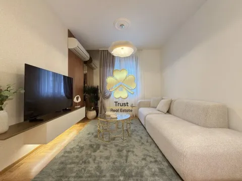 Izdavanje, jednosoban stan, 50m², Podgorica, Crna Gora - image 1