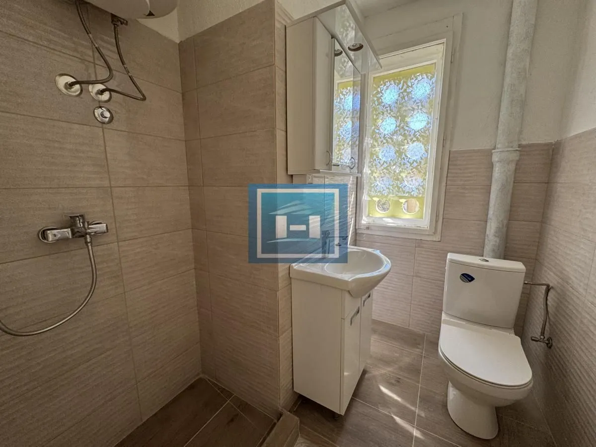 Izdavanje, jednosoban stan, 37m², Dom Zdravlja, Ćuprija