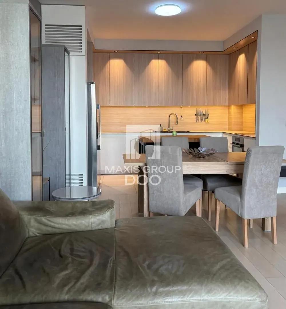 Sale, four bedroom apartment, 108m², Savski Venac, Beograd