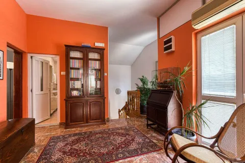 Prodaja, kuća, 330m², Bar, Crna Gora - image 31