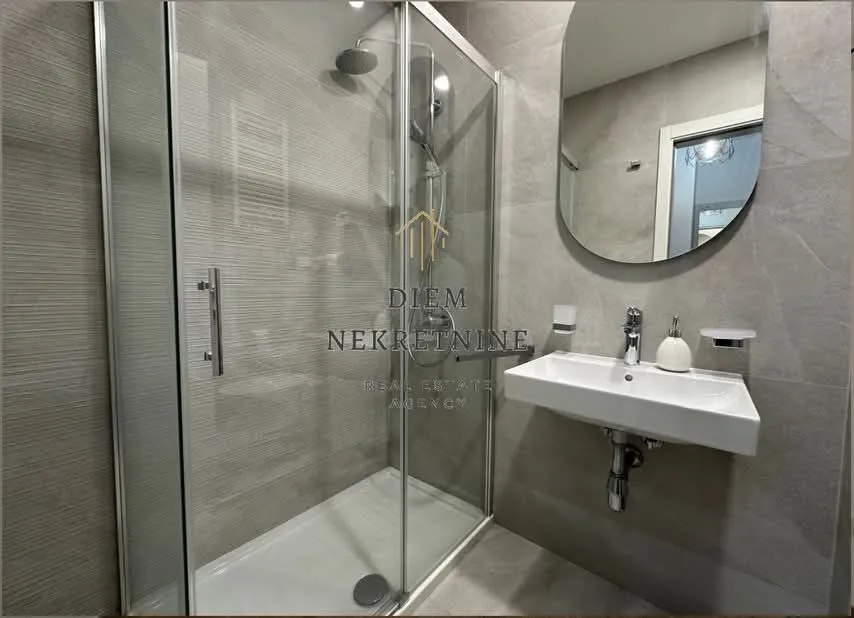 Rent, one bedroom apartment, 49m², Central Point, Podgorica