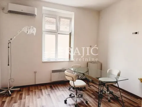 Prodaja, trosoban stan, 54m², Senjak, Beograd - image 6