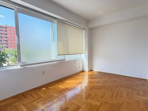 Rent, two bedroom apartment, 70m², City Kvart, Podgorica - image 7