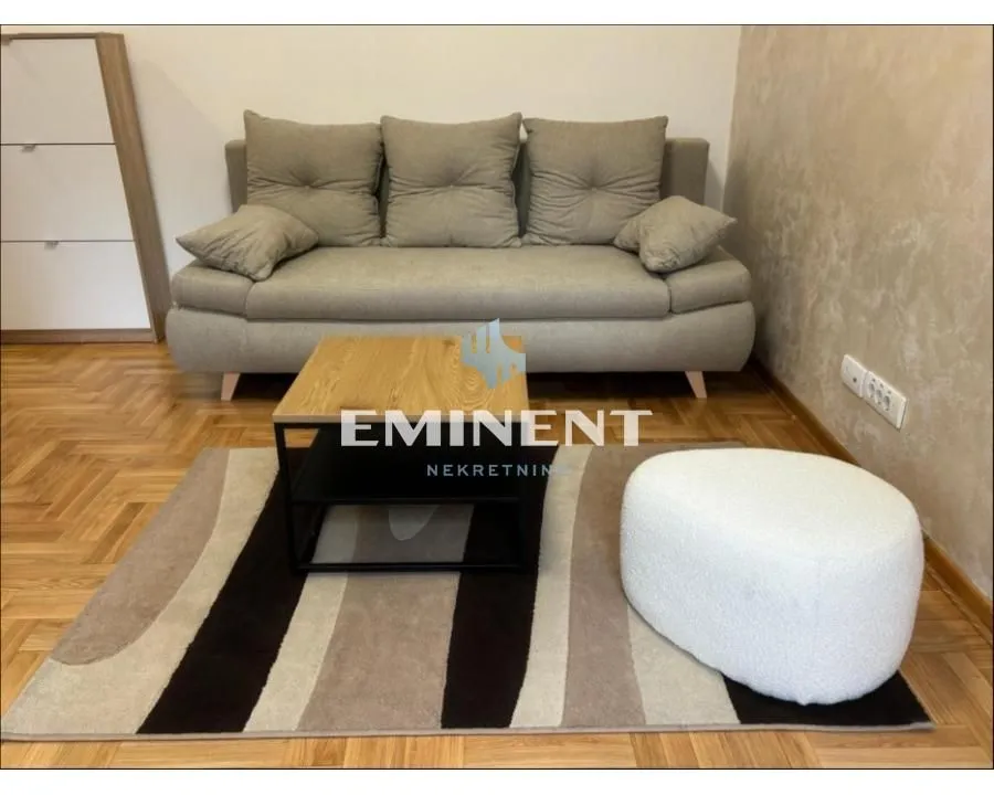 Rent, two bedroom apartment, 40m², Stari Grad, Beograd