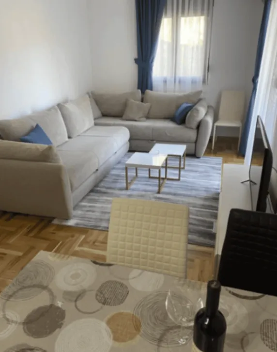 Rent, one bedroom apartment, 47m², Bečići, Budva