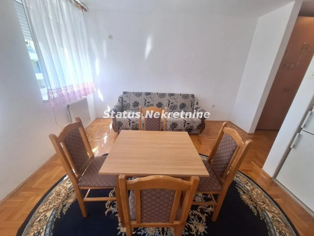 Izdavanje, garsonjera, 25m², Grbavica, Novi Sad Sve Podlokacije