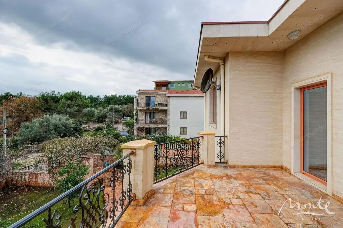 Sale, house, 372m², Radovići, Tivat