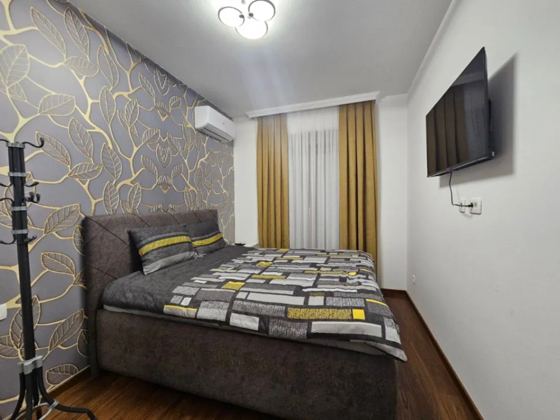 Izdavanje, dvosoban stan, 69m², Master Kvart, Podgorica