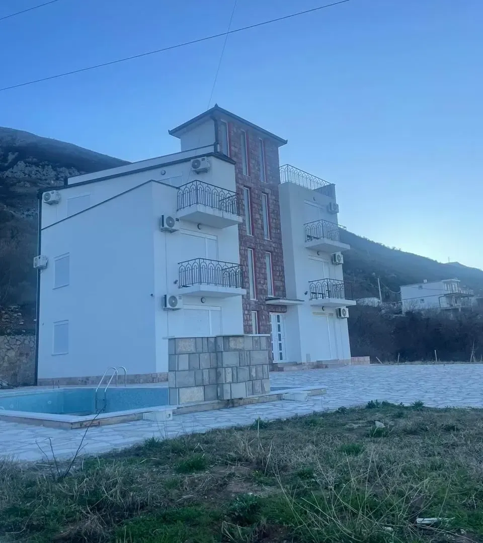 Prodaja, kuća, 360m², Sutomore, Bar