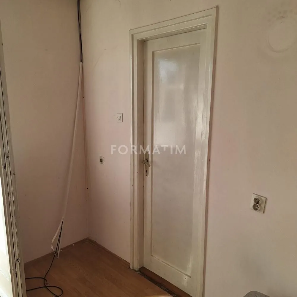 Sale, one bedroom apartment, 40m², Stari Grad, Beograd
