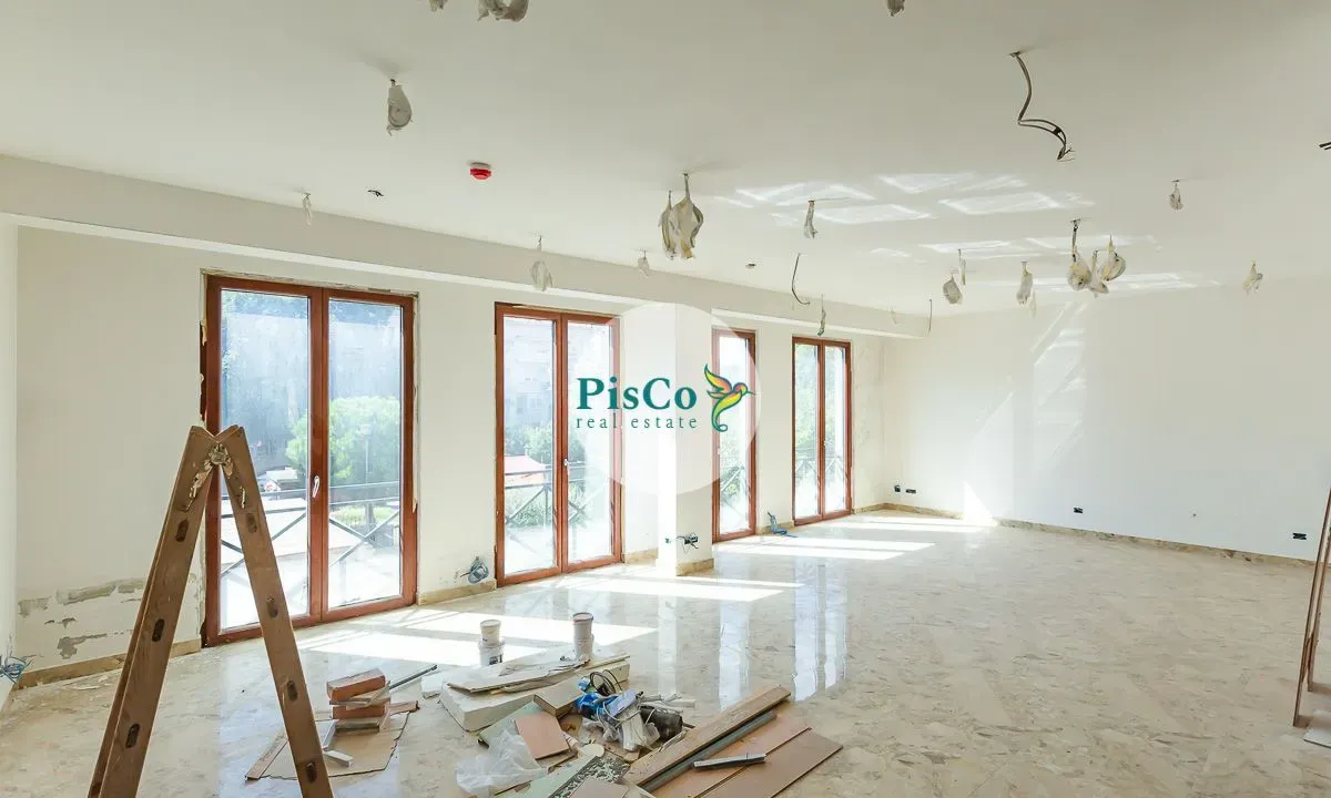 Izdavanje, poslovni prostor, 100m², Centar, Podgorica