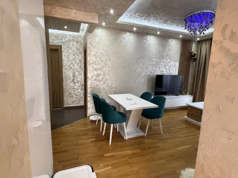 Rent, three bedroom apartment, 100m², Stari Aerodrom, Podgorica - image 10