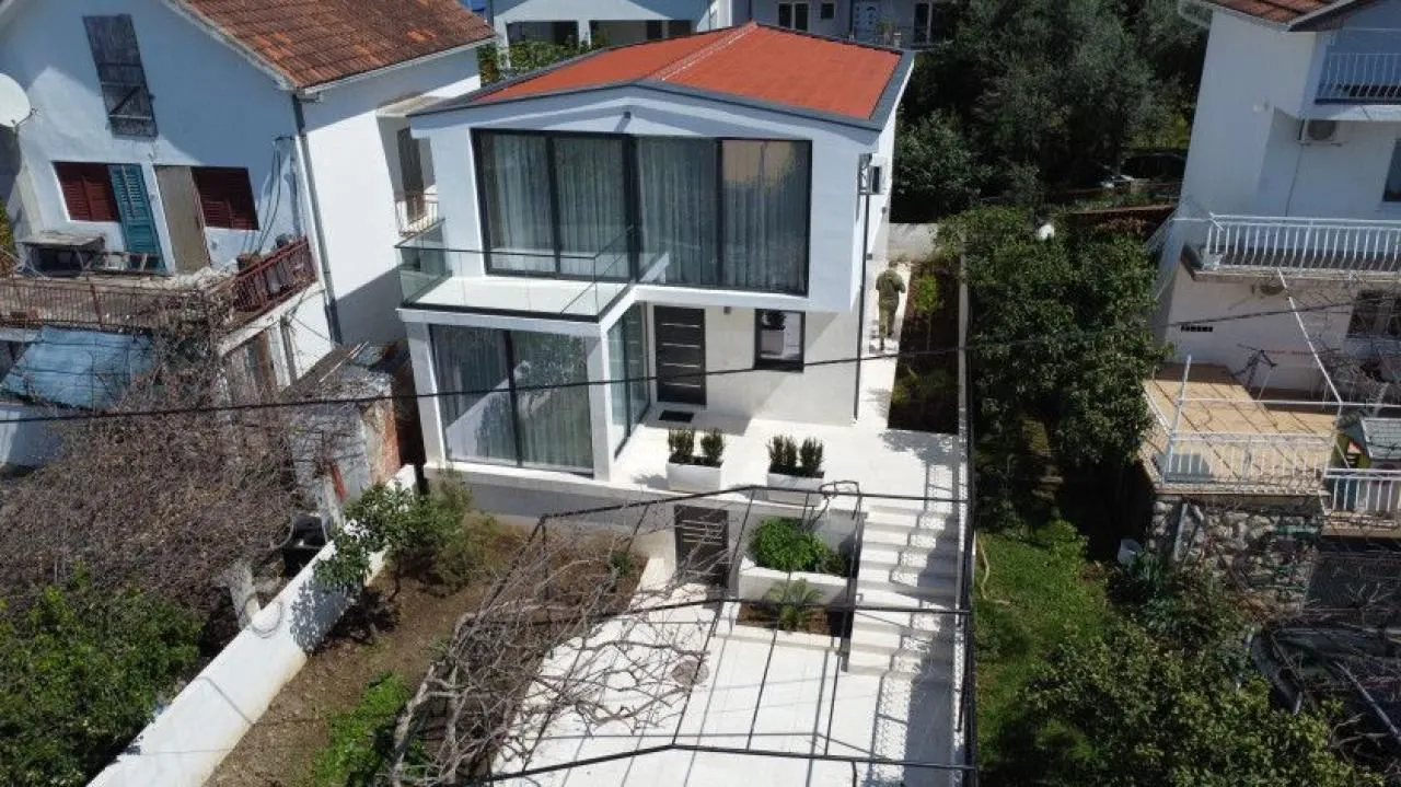 Sale, house, 138m², Dobra Voda, Budva