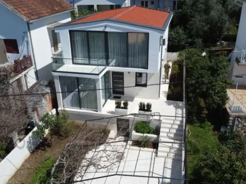 Sale, house, 138m², Dobra Voda, Budva - image 1