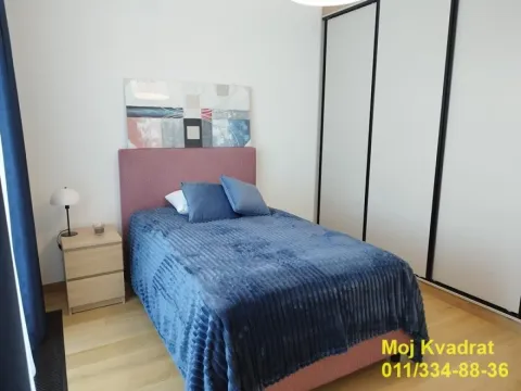 Rent, three bedroom apartment, 92m², Stari Grad, Beograd - image 13