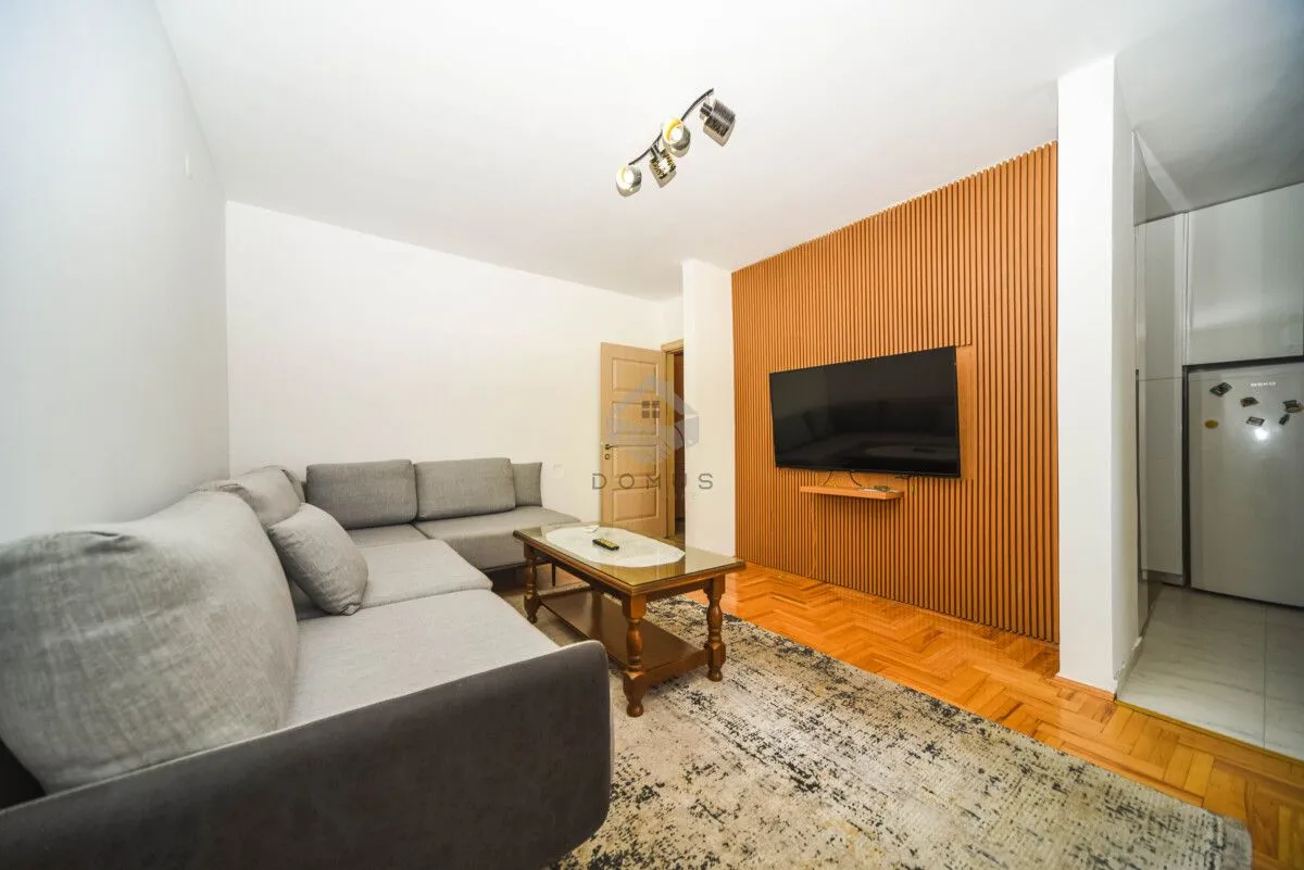 Prodaja, jednosoban stan, 52m², Stari Aerodrom, Podgorica